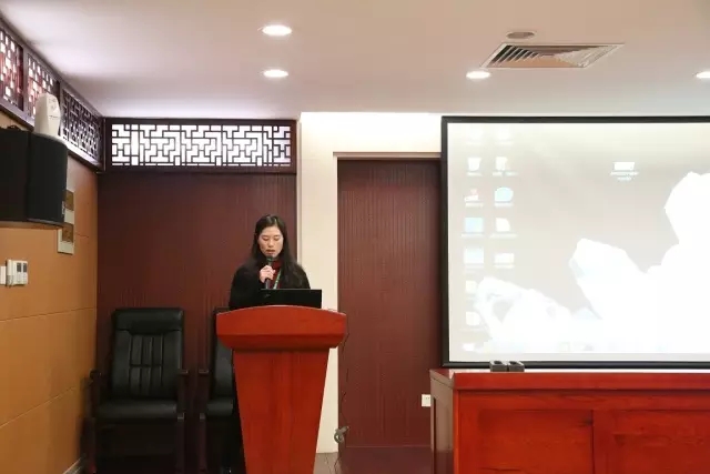 江蘇省中醫藥學會百余位專家老師參觀訪問李良濟(圖3) 江蘇省中醫藥學會百余位專家老師參觀訪問李良濟(圖3)